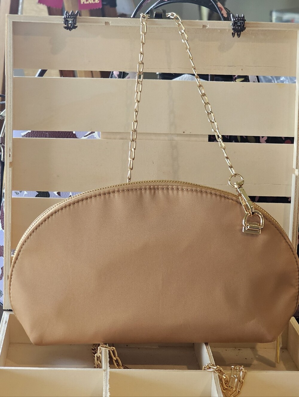 Burberry Tan Clutch with Gold Crosbody Chain Added NWOT - Picture 7 of 16